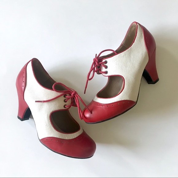 Modcloth | Shoes | Modcloth Red And 